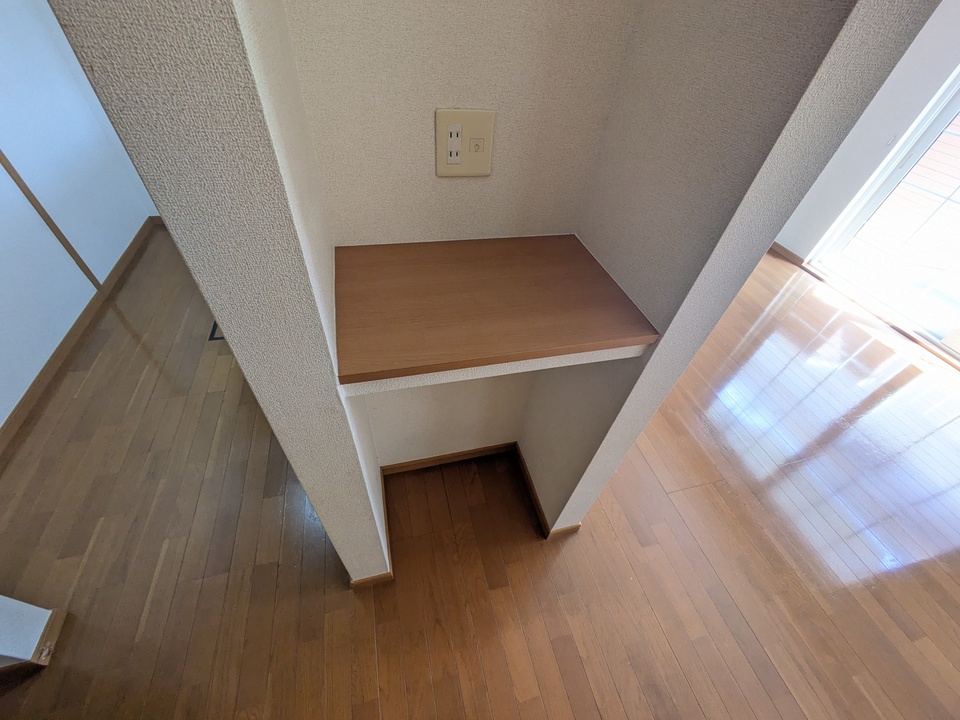 電話台