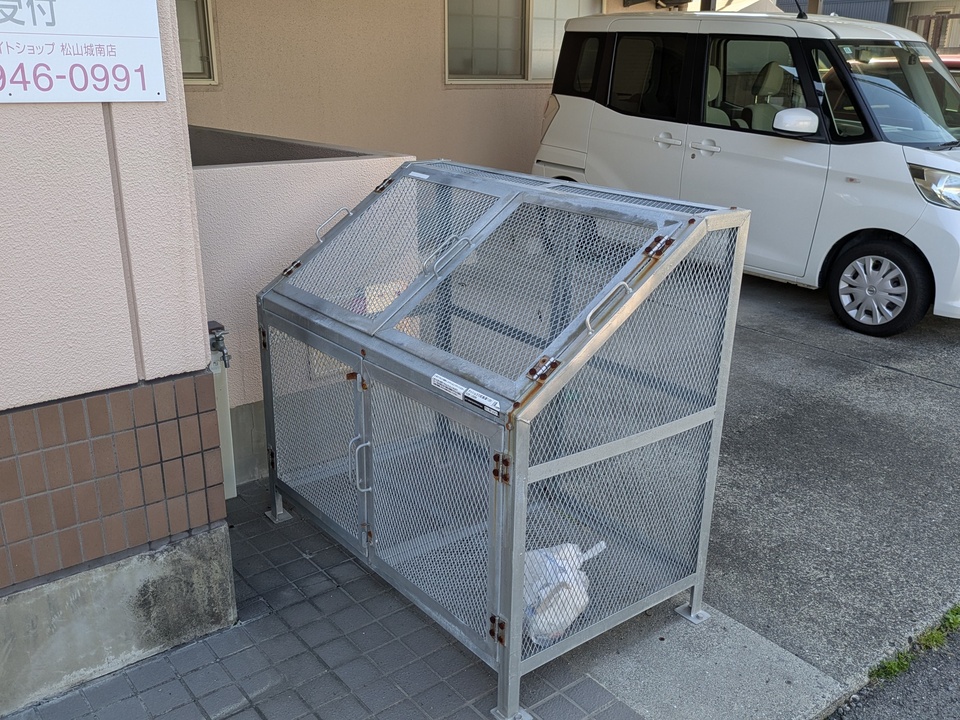 ゴミステーション