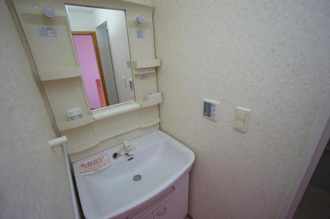 ドレッサー