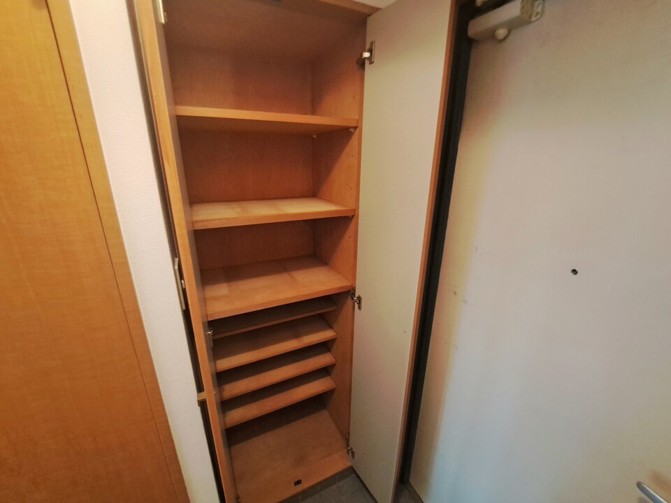 シューズボックス