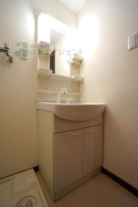 シャンプードレッサー