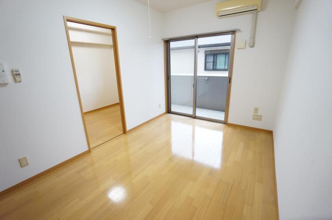 洋室