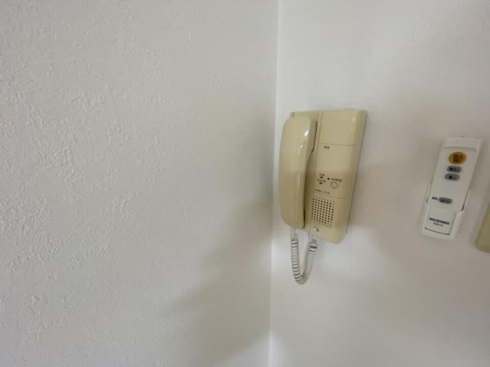 インターホン