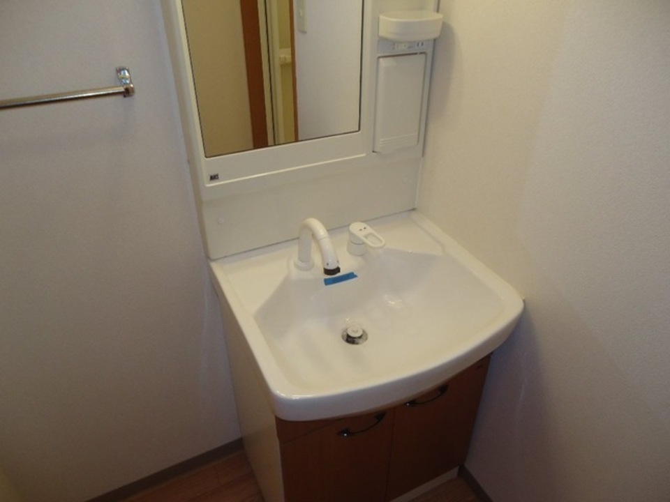 シャワー付洗面化粧台