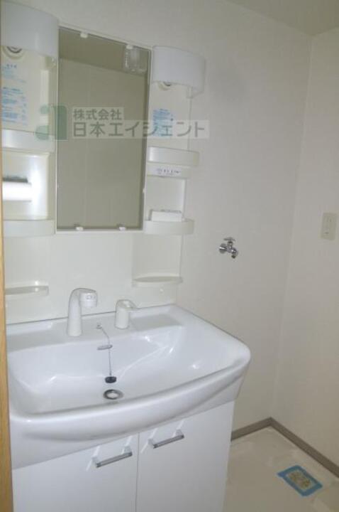 シャンプードレッサー