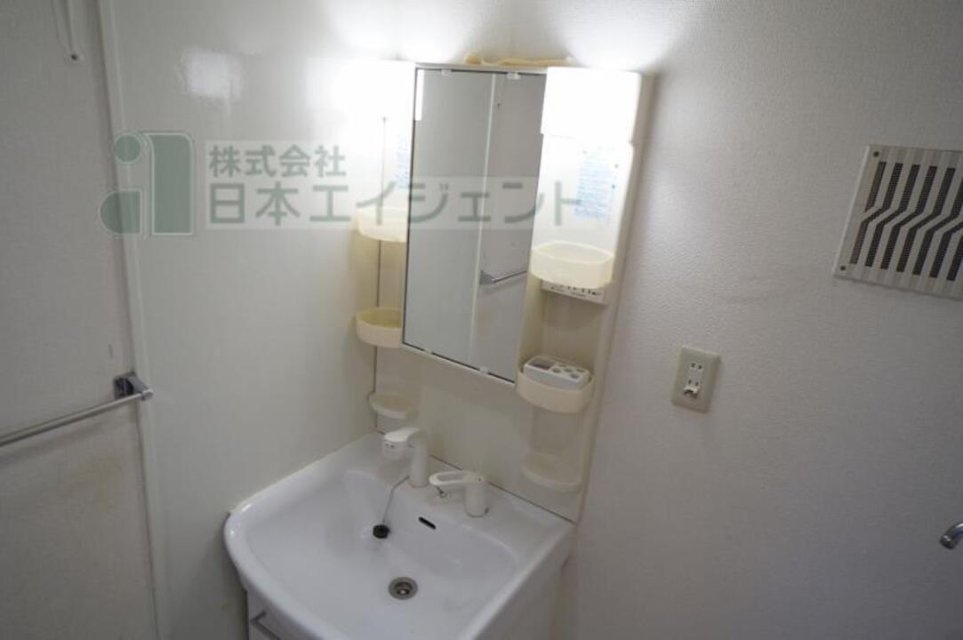 シャンプードレッサー
