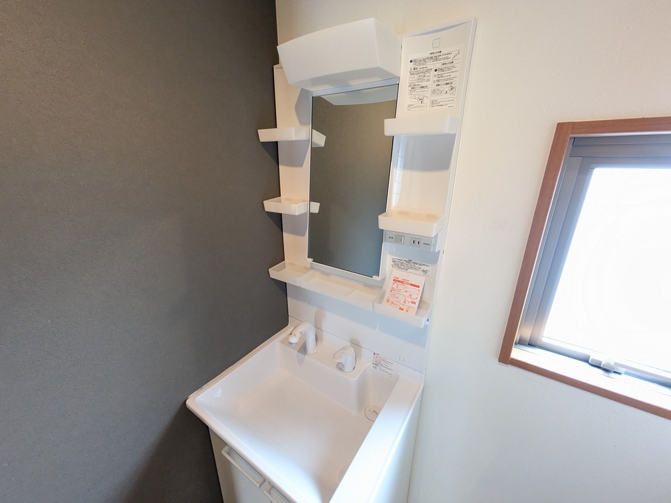 シャワー付洗面化粧台
