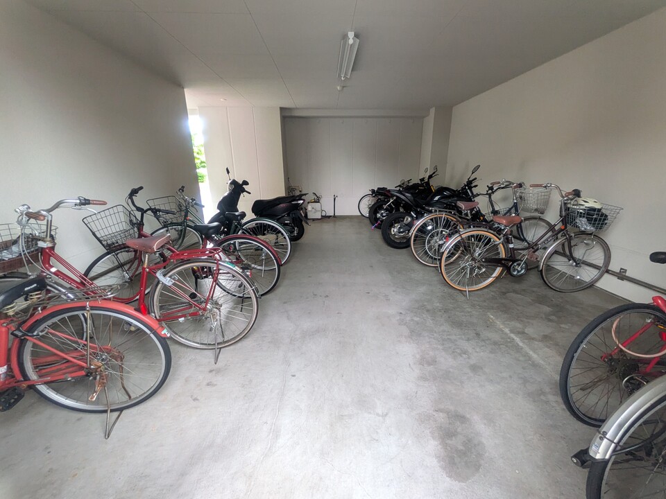 駐輪場