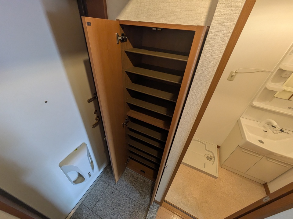 シューズボックス