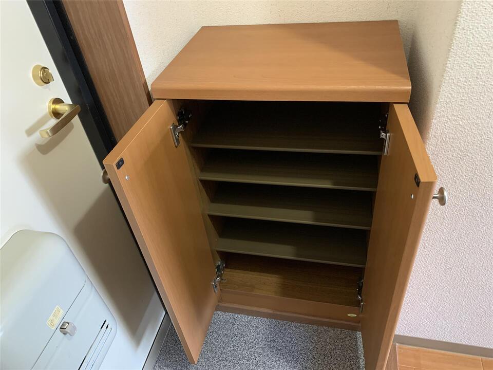 シューズボックス