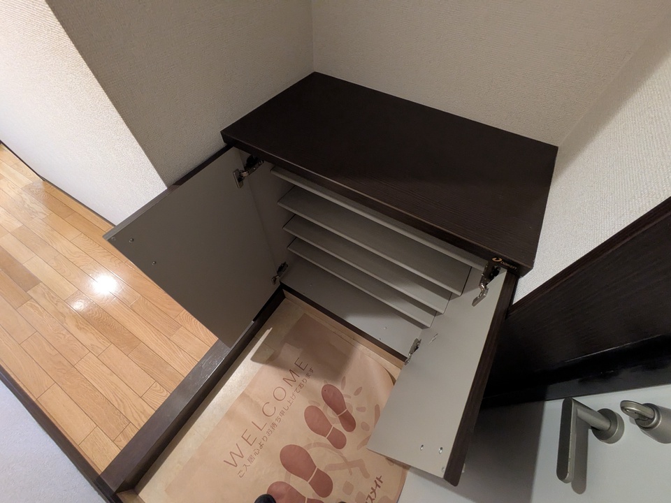 シューズボックス