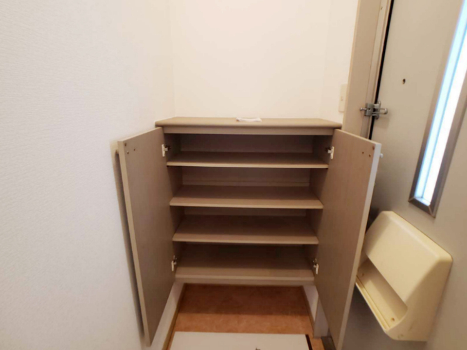 シューズボックス