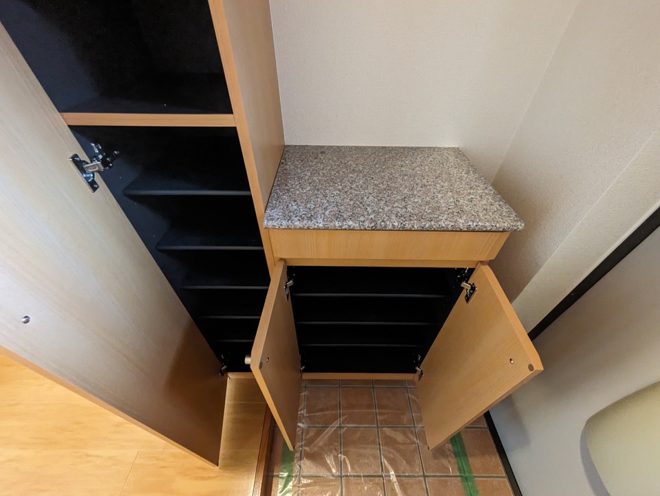 シューズボックス