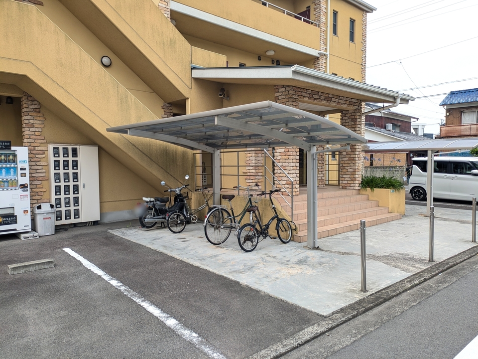 駐輪場