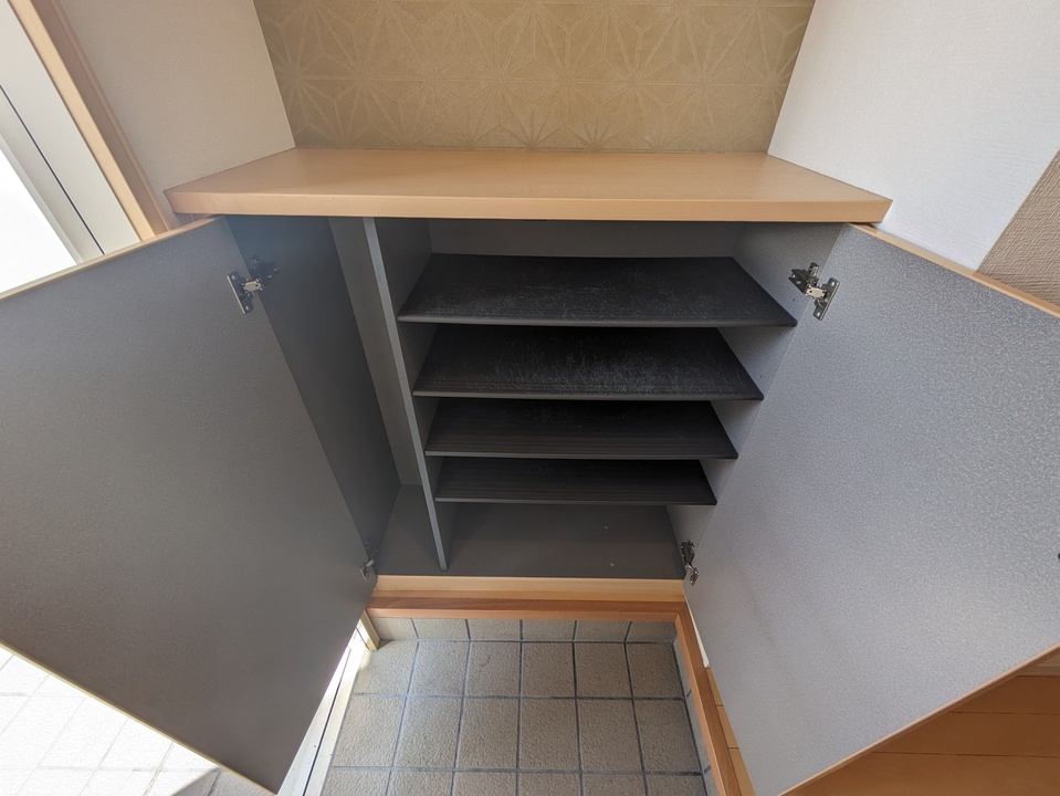 シューズボックス