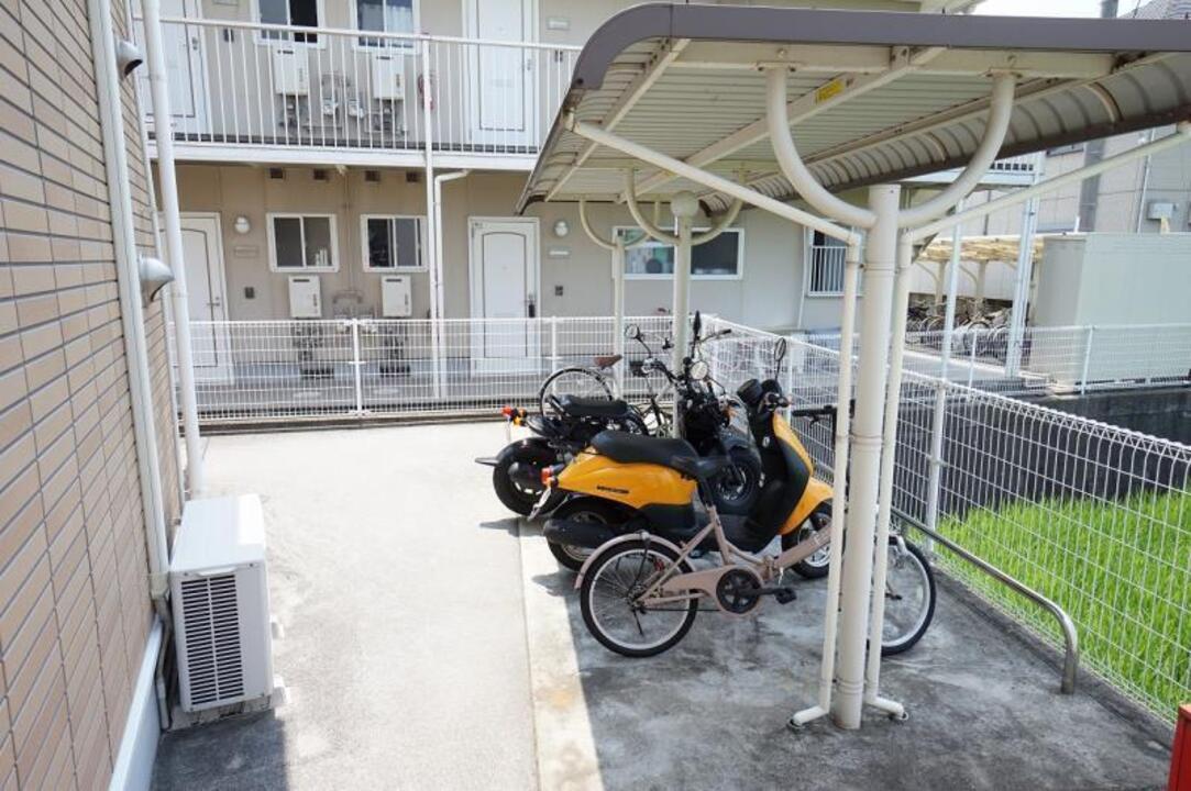駐輪場