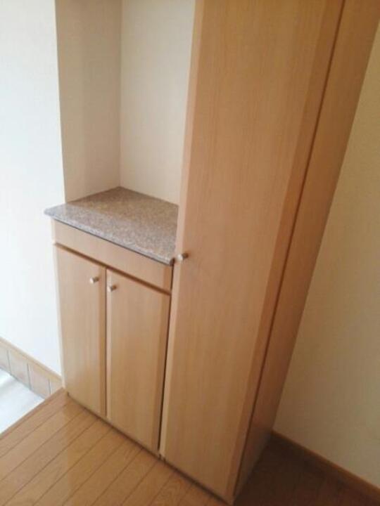 シューズボックス