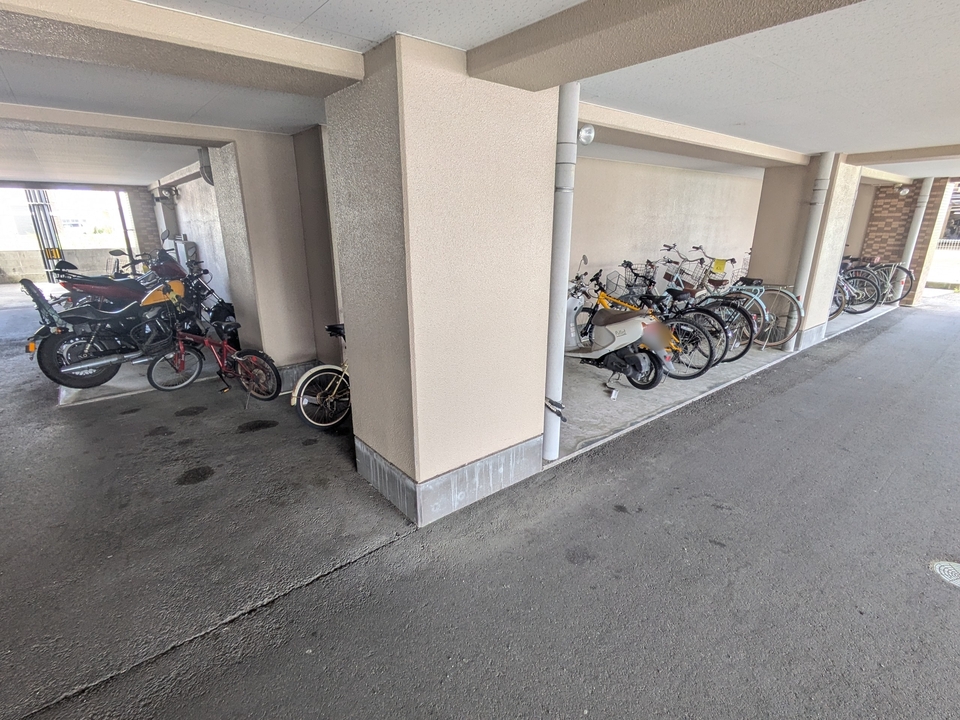 駐輪場