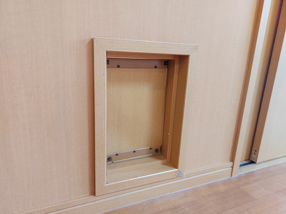 ペット出入口扉