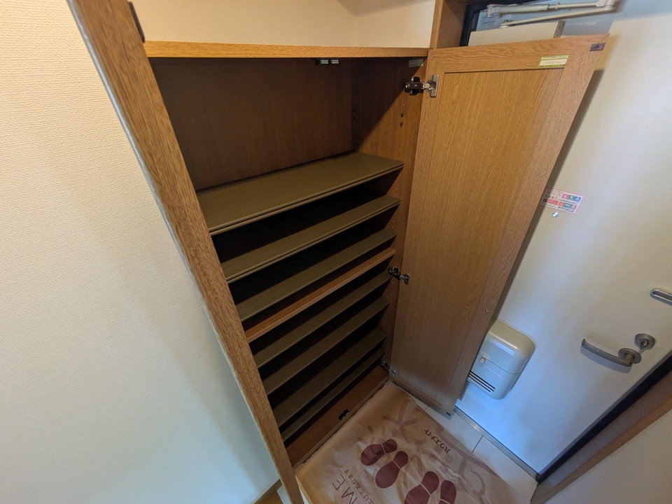 シューズボックス