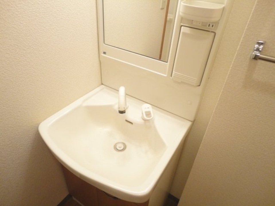 シャワー付洗面化粧台