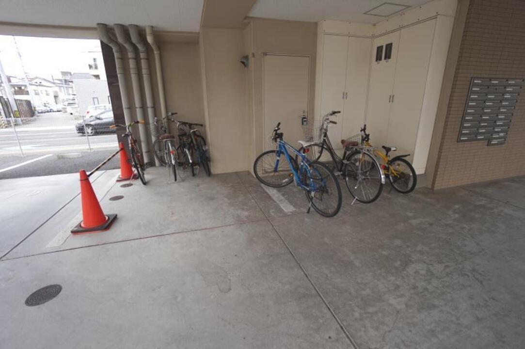 駐輪場