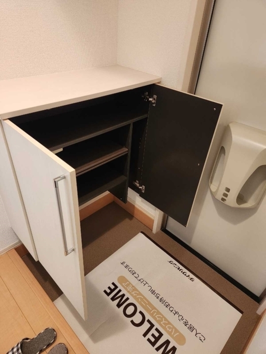 シューズボックス