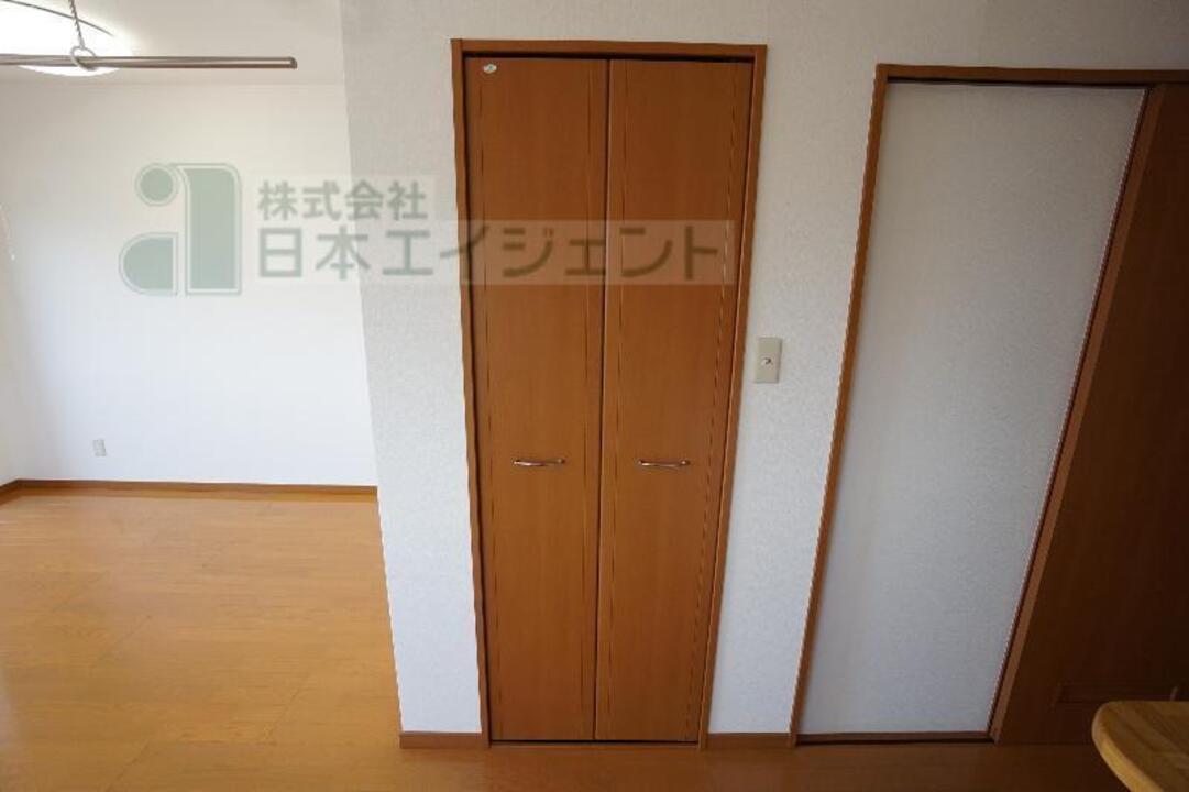 ウォークインクローゼット