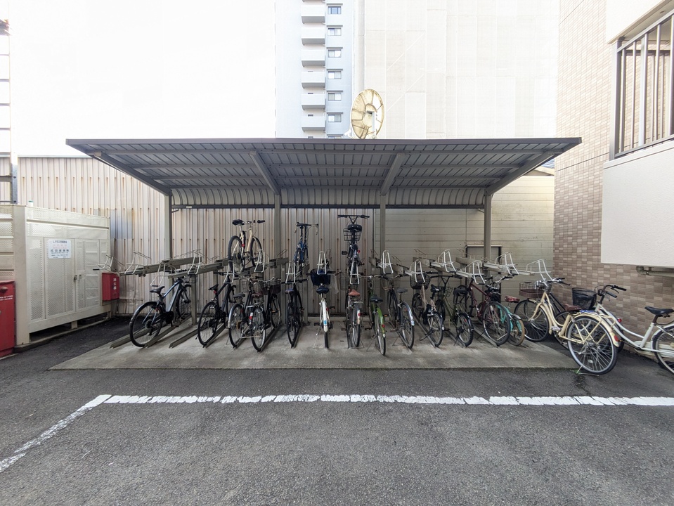 駐輪場