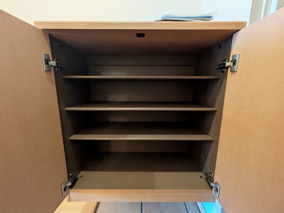 シューズボックス