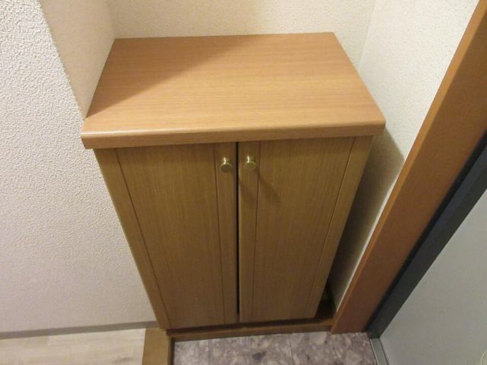 シューズボックス