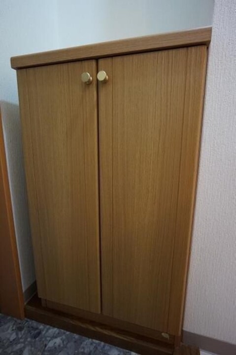 シューズボックス