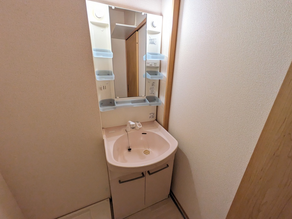 シャワー付洗面化粧台