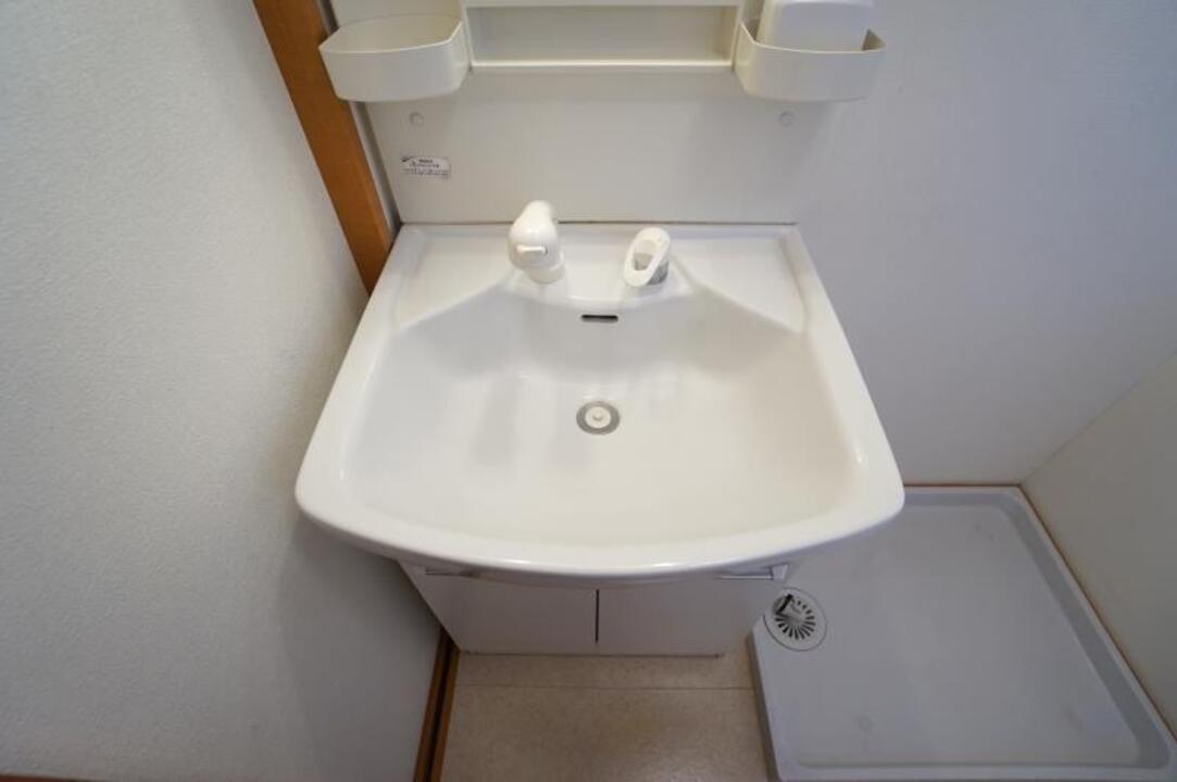 シャワー付洗面化粧台