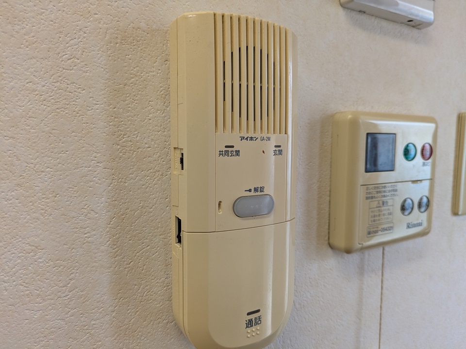 インターホン