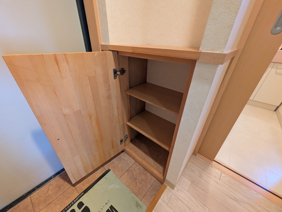 シューズボックス