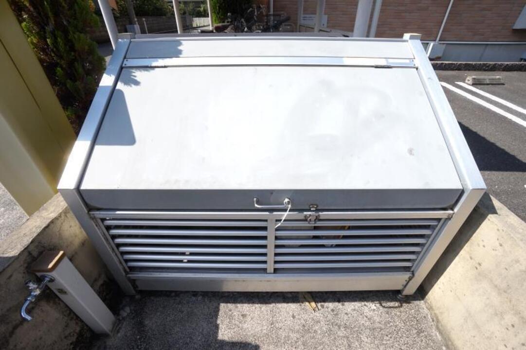 ゴミステーション