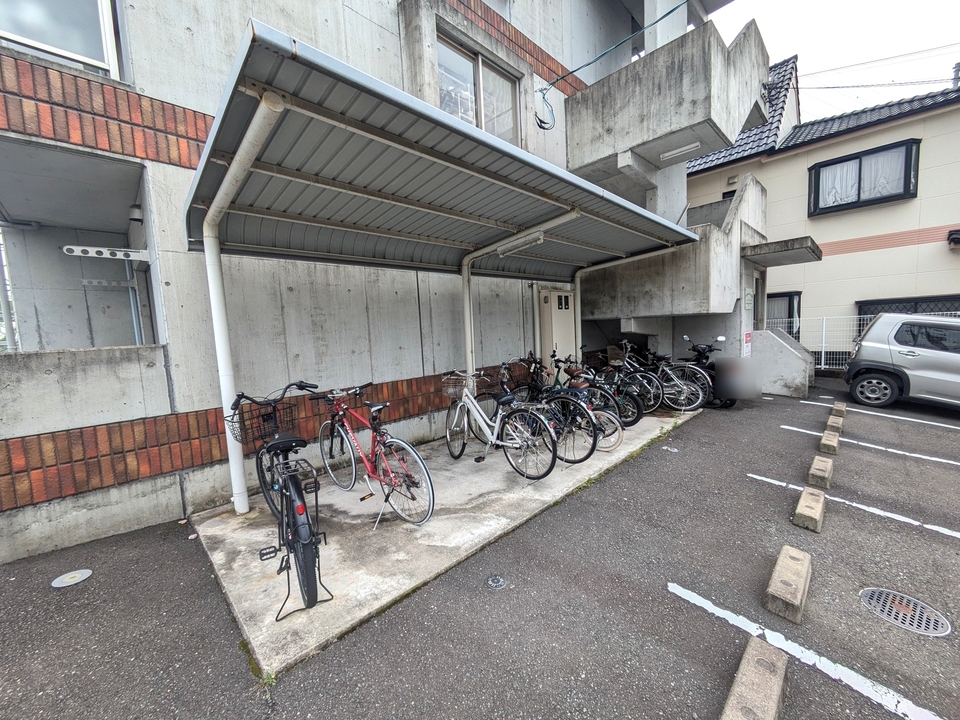 駐輪場