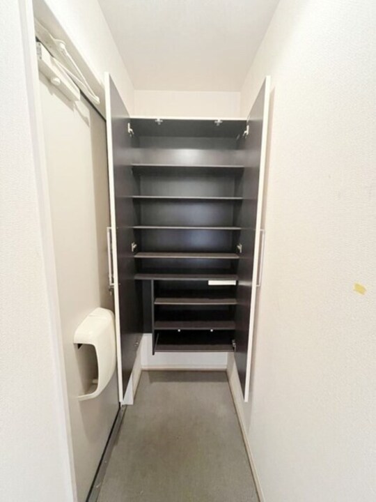 シューズボックス