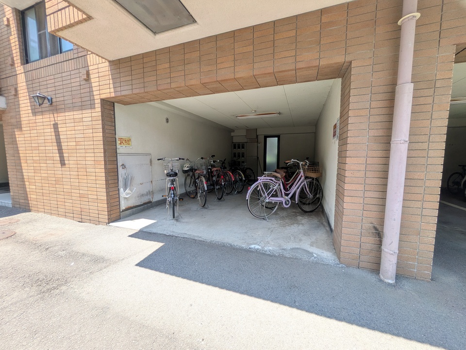 駐輪場