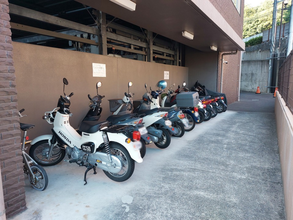 バイク置場