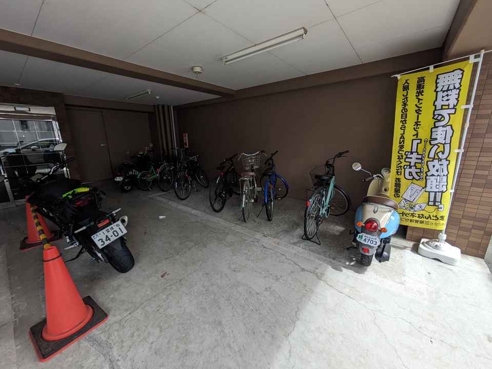 駐輪場