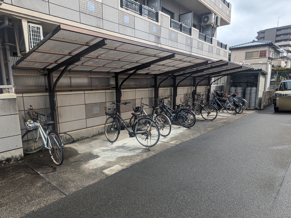 駐輪場