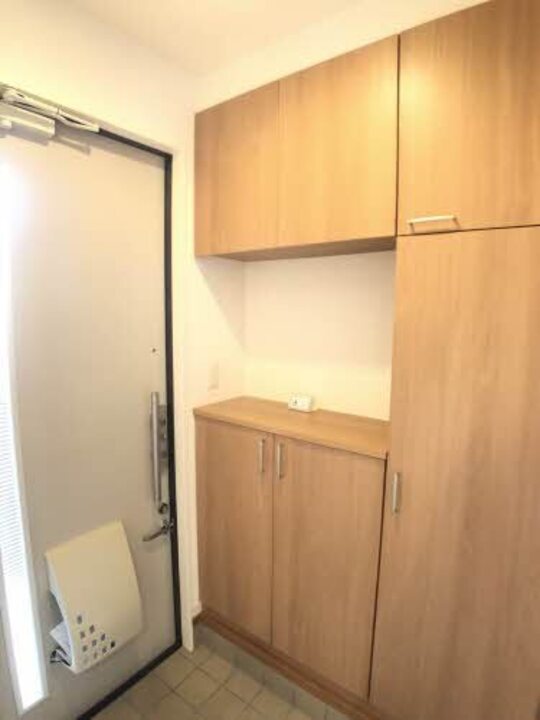 シューズボックス