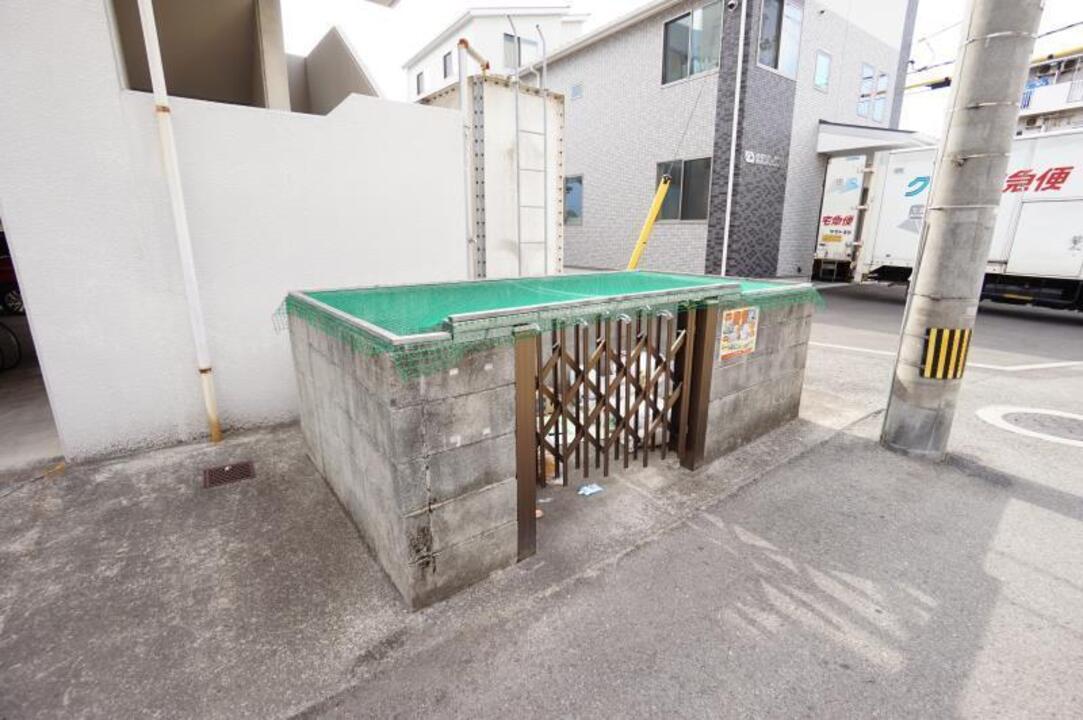 ゴミステーション