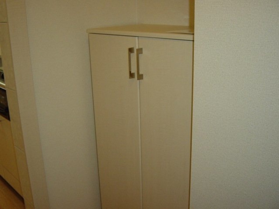 シューズボックス