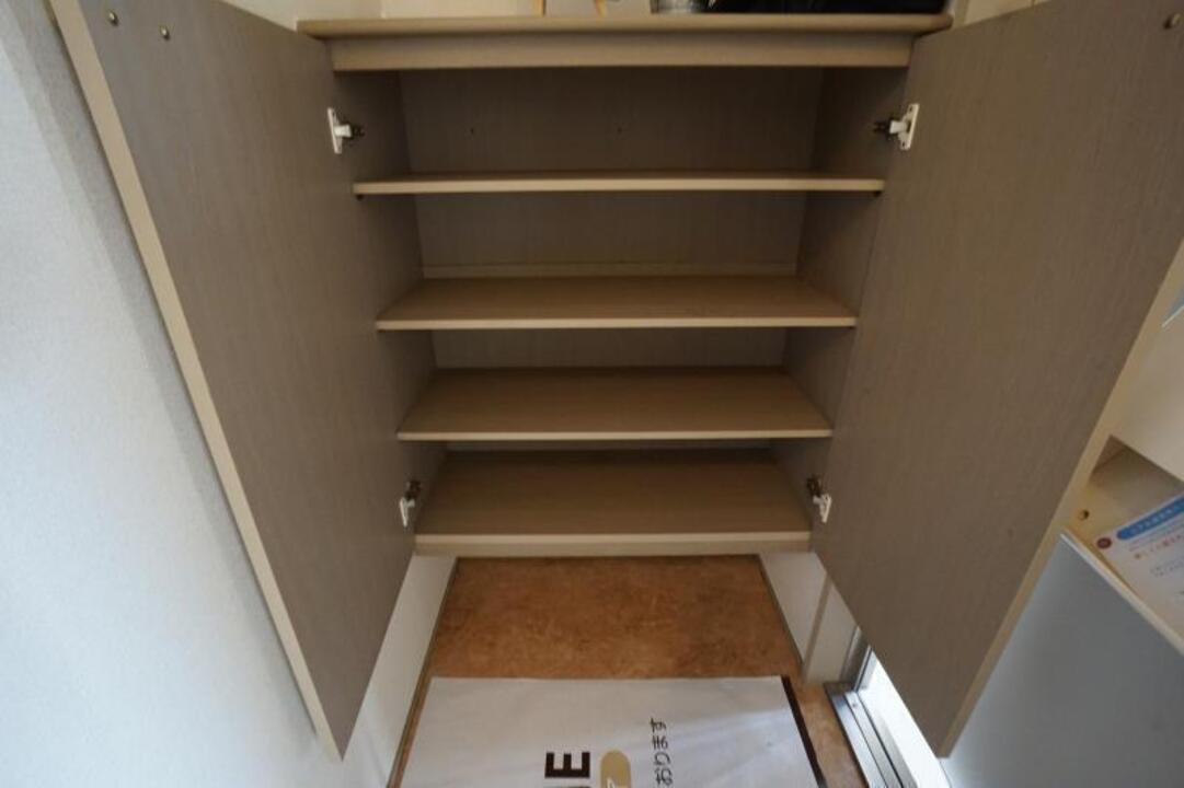 シューズボックス