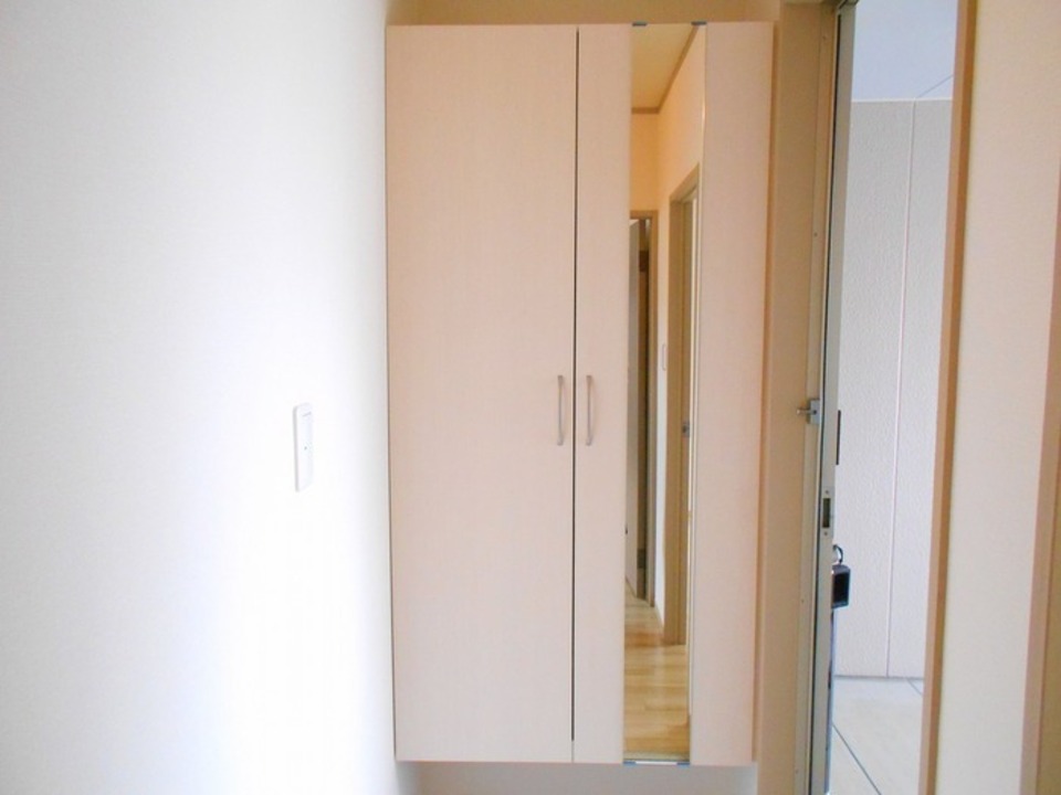 シューズボックス