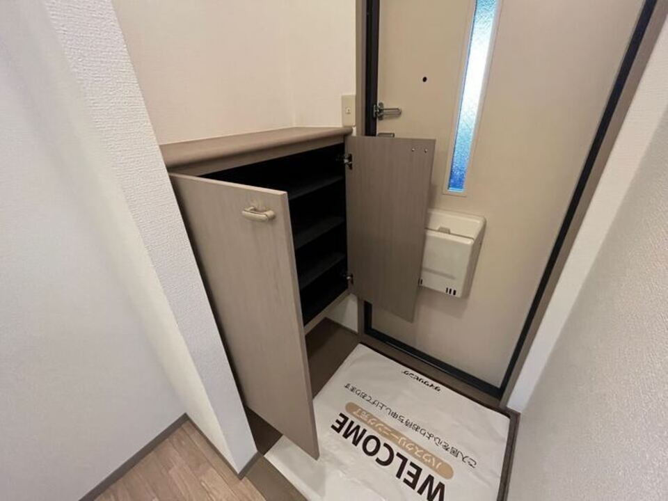 シューズボックス