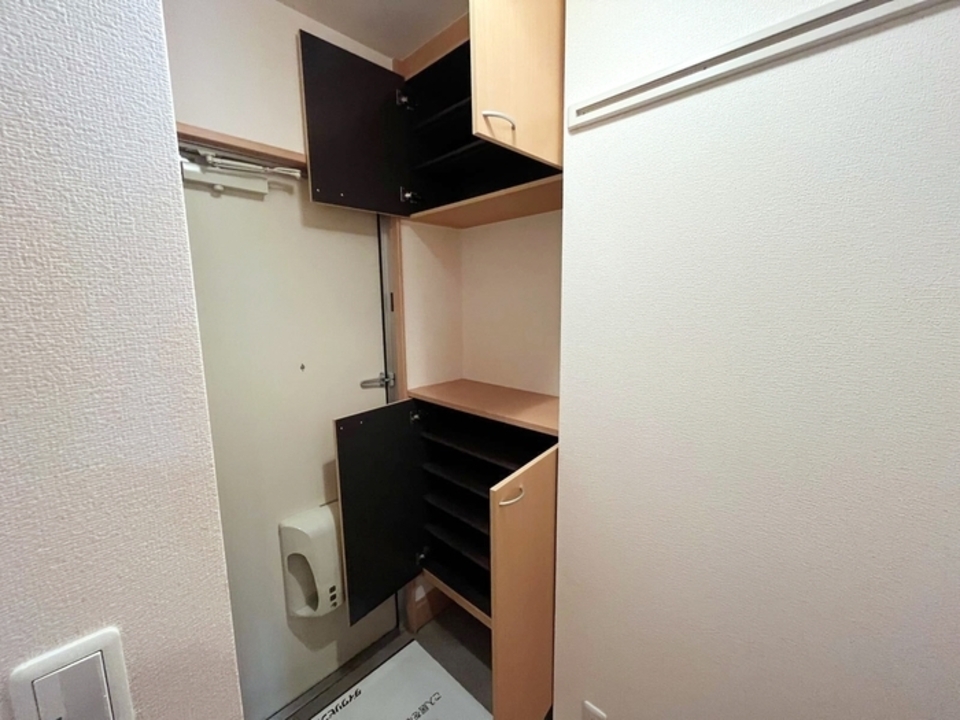 シューズボックス